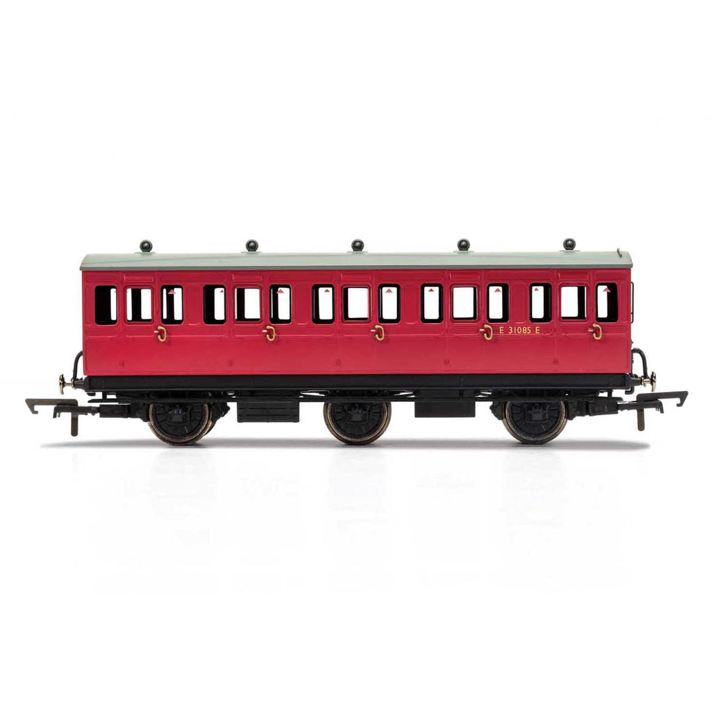 R40124A Hornby R40124A BR, 6 Wheel Coach, 3rd Class, Fitted Lights, E31085 - Era 4