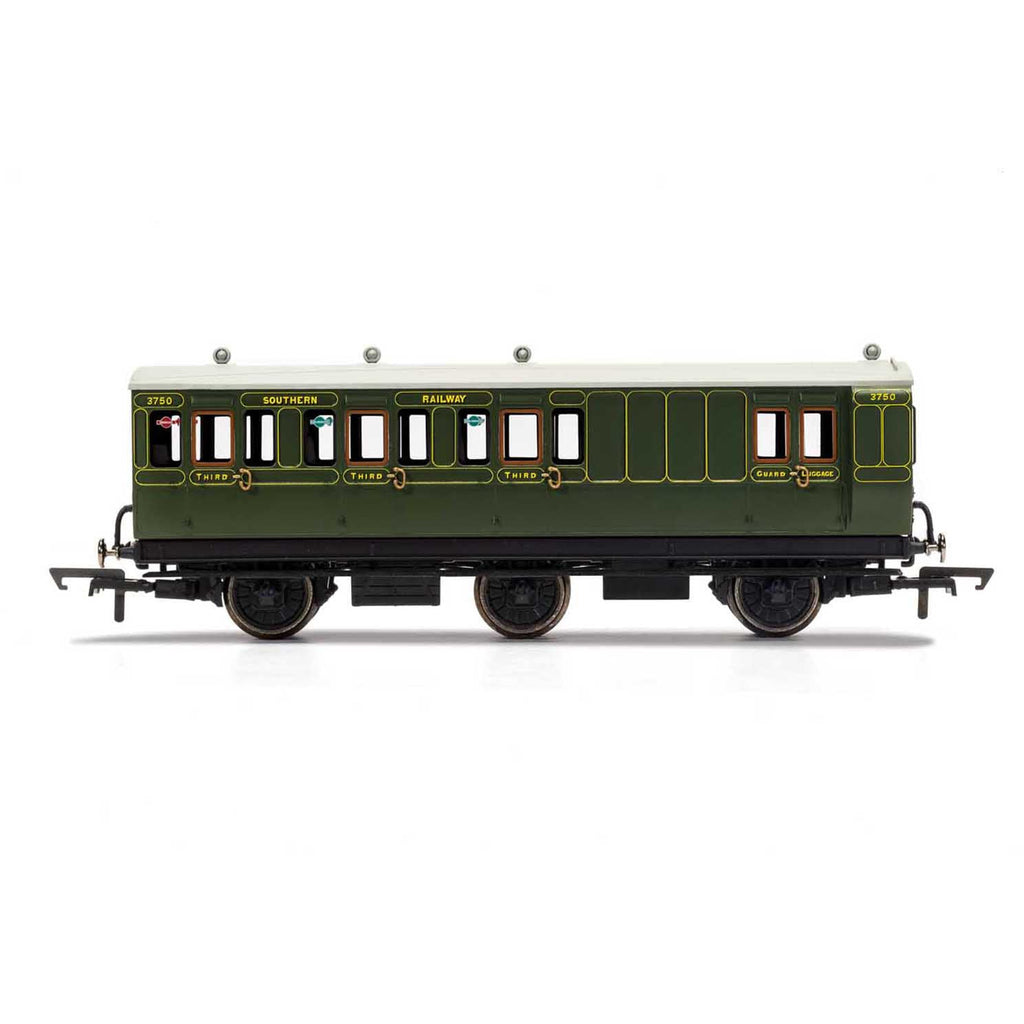 R40134 Hornby SR, 6 Wheel Coach, Brake 3rd Class, Fitted Lights, 3750 - Era 3