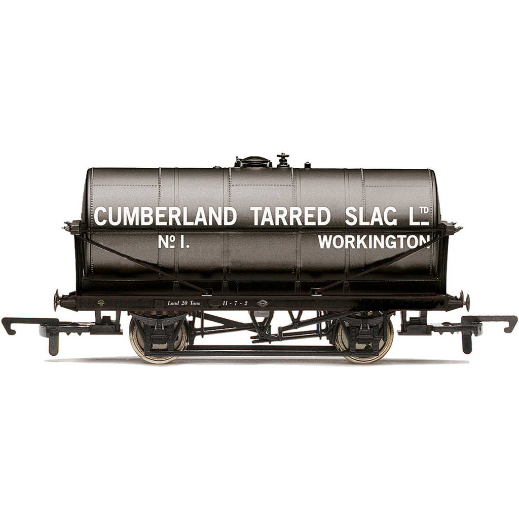 R60034 Hornby 20T Tank Wagon, Cumberland Tarred Slag - Era 2/3