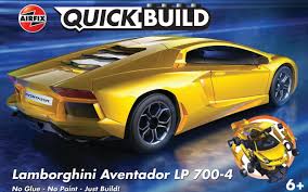 LAMBORGHINI AVENTADOR LP700-4 QUICKBUILD By AIRFIX