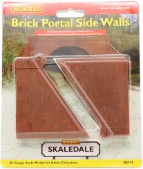 R8545 Hornby Brick Portal Side Walling