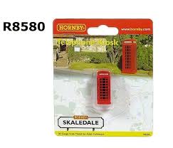 R8580 Hornby Telephone Kiosk