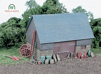 FARMYARD JUNK SET by WILLS KITS