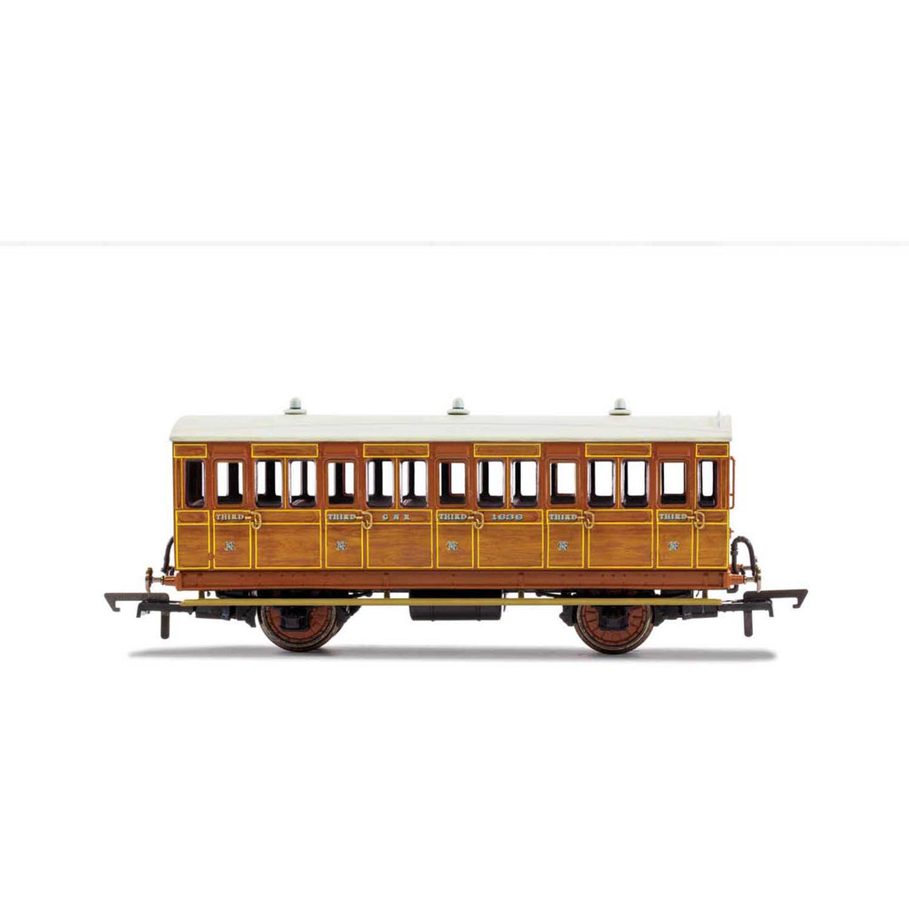 R40104 Hornby GNR, 4 Wheel Coach, 3rd Class, Fitted Lights, 1636 - Era 2